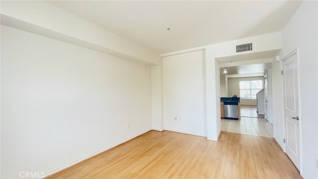 89 E Commonwealth Avenue 1K