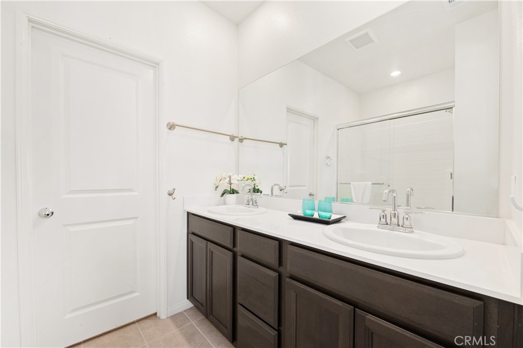 1132 Tangerine Drive