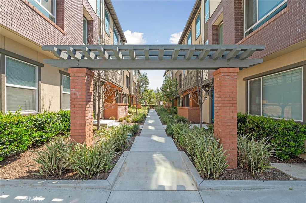 1132 Tangerine Drive