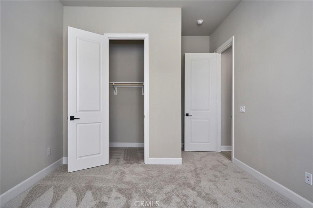 12934 Davona Dale