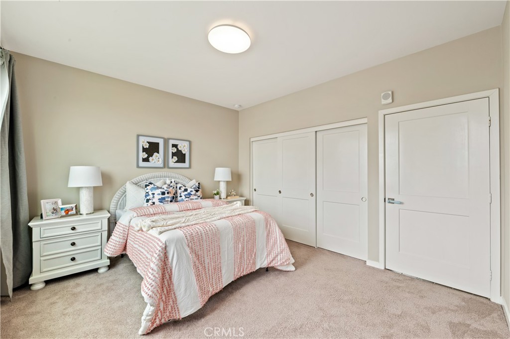 206 Tribeca