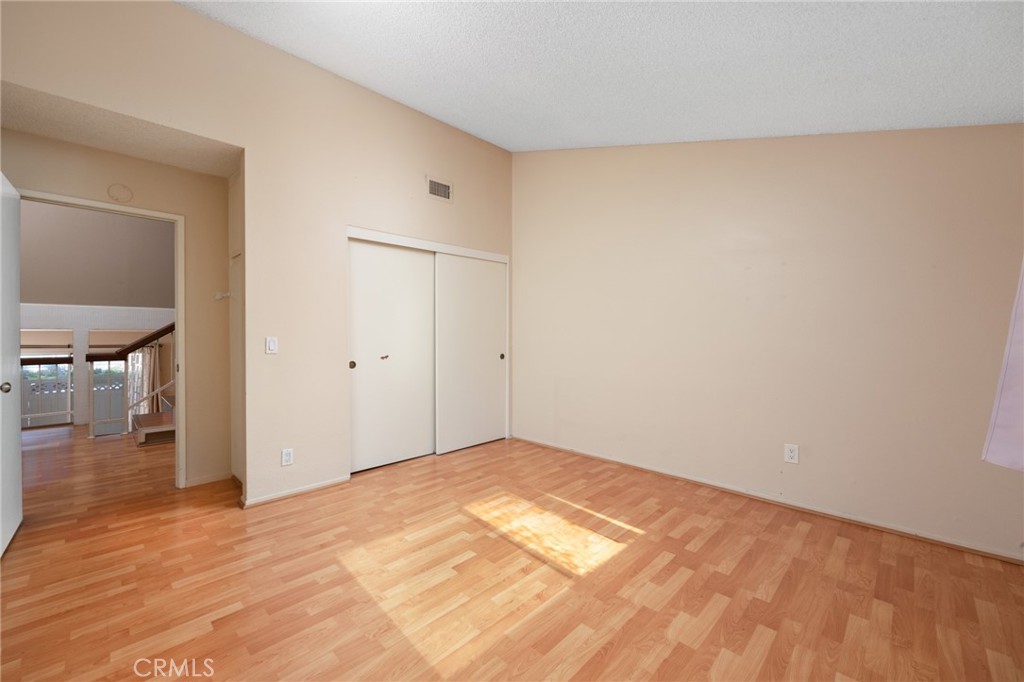 2107 N Derek Drive 4