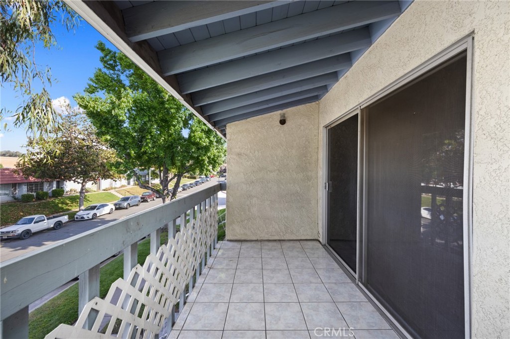 2107 N Derek Drive 4