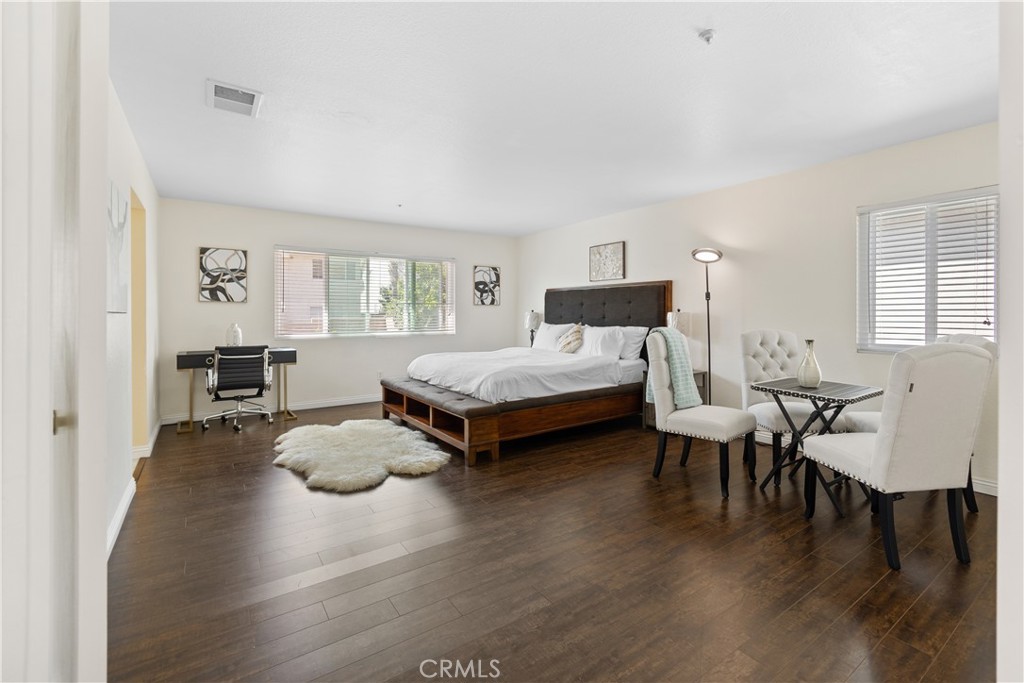 5500 Stagecoach Drive