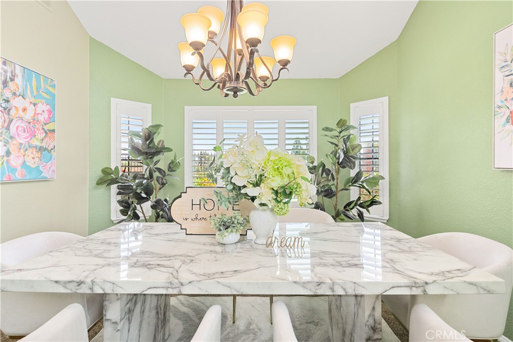 2028 N Turquoise Circle