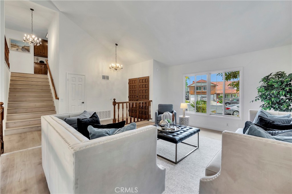 1815 Pavas Court