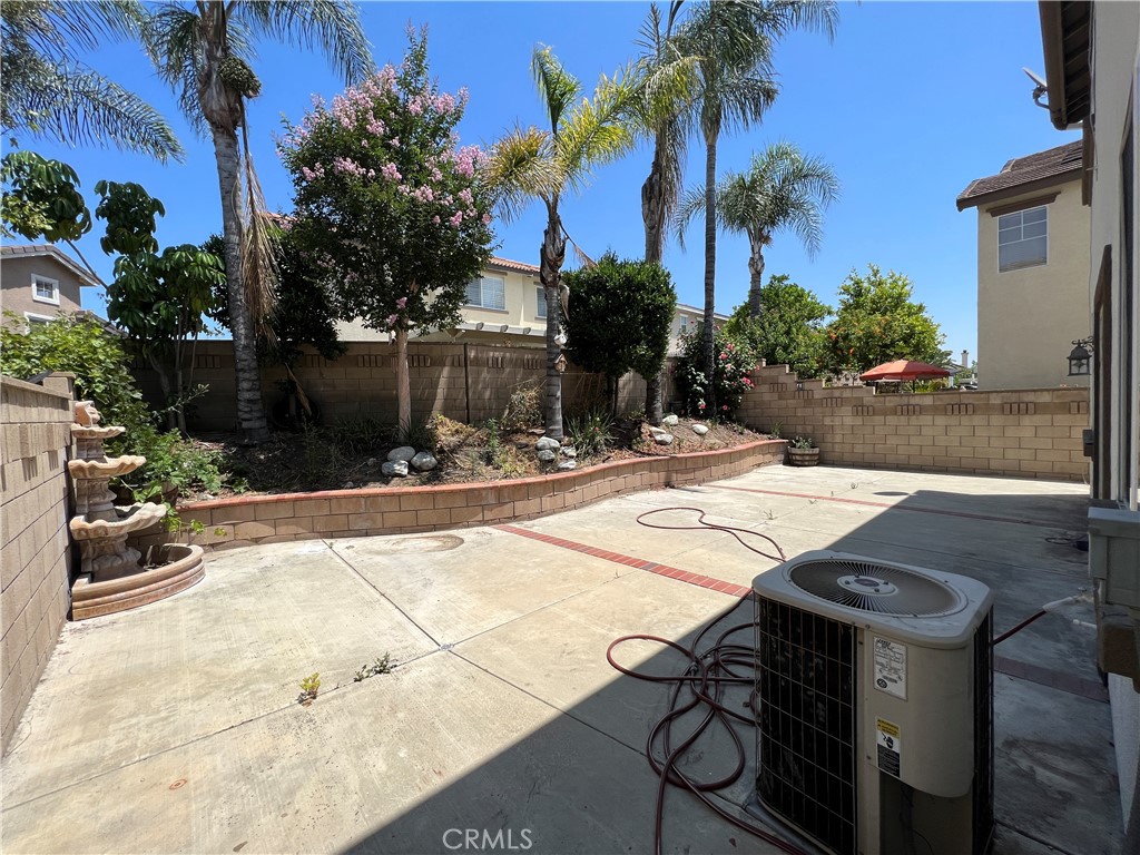 5404 Gateway Drive
