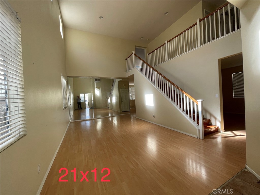 5404 Gateway Drive