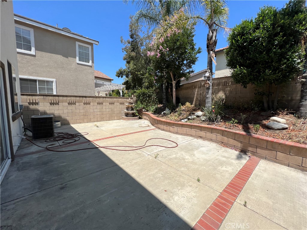 5404 Gateway Drive