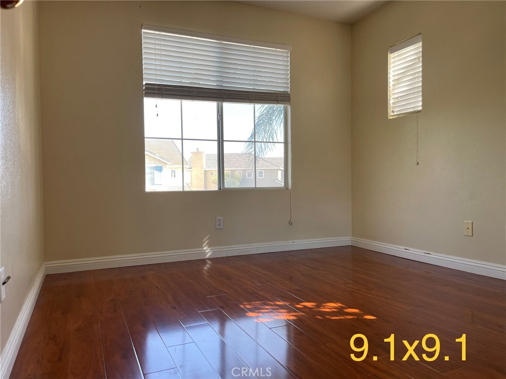 5404 Gateway Drive