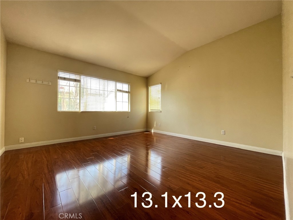 5404 Gateway Drive