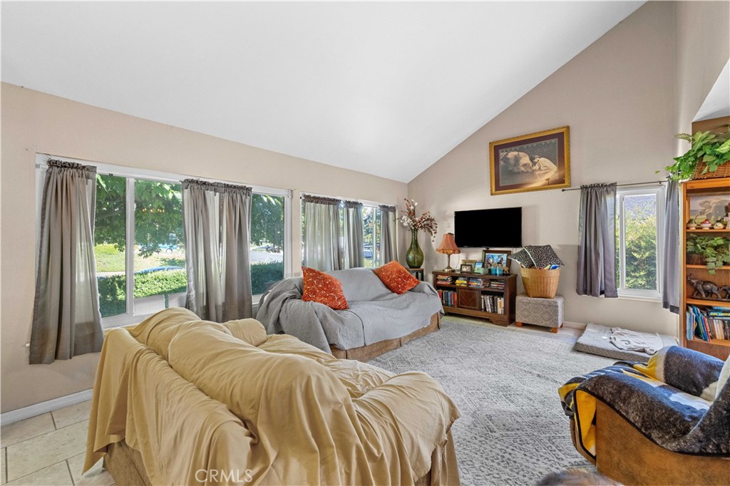 14771 Acorn Street