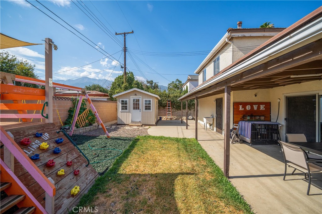 6612 Pear Avenue
