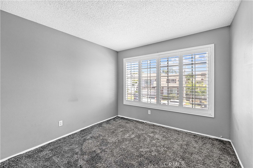 6960 Belluno Place