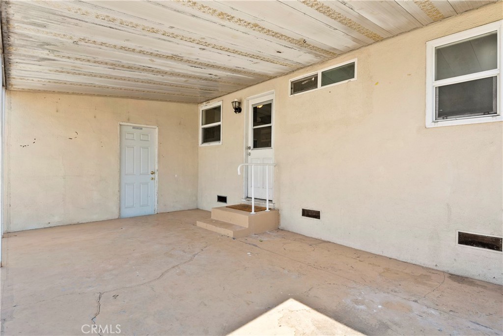 647 Ashcomb Drive