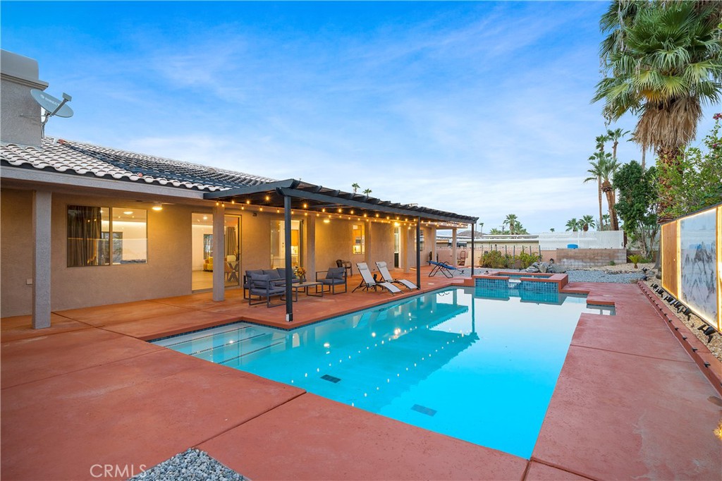 68323 Moonlight Drive