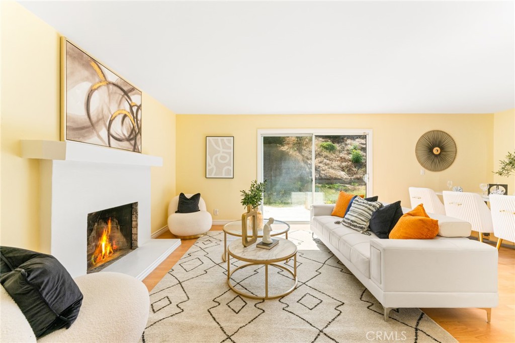 332 N Platina Drive