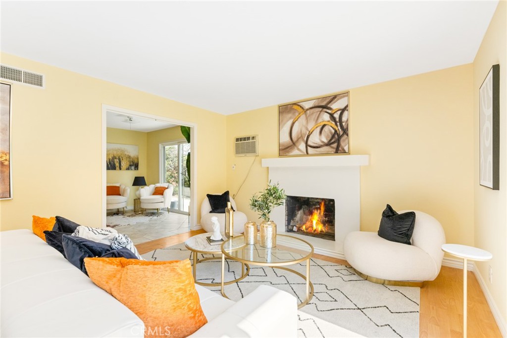 332 N Platina Drive