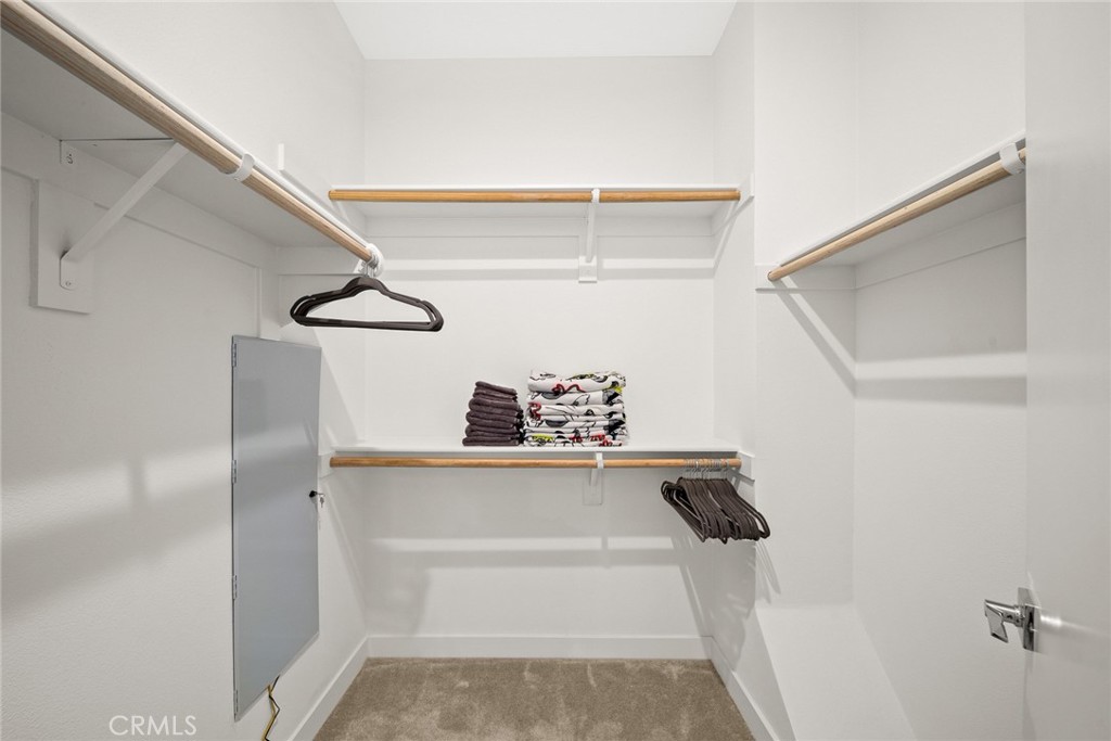 1614 W Bushell Street