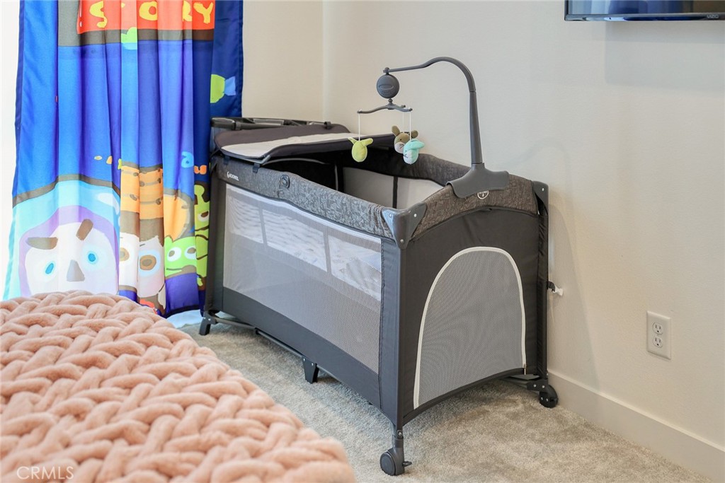 1614 W Bushell Street