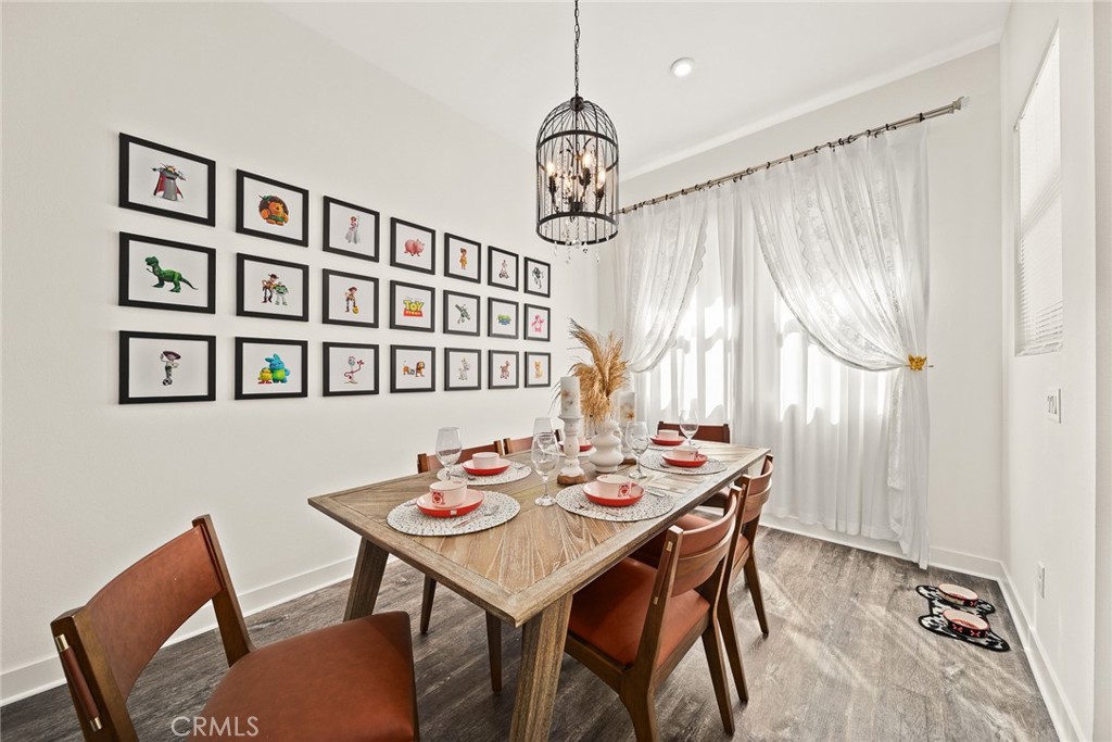 1614 W Bushell Street