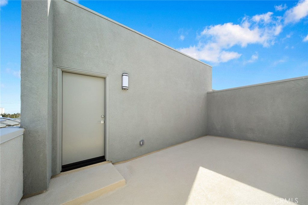 1614 W Bushell Street