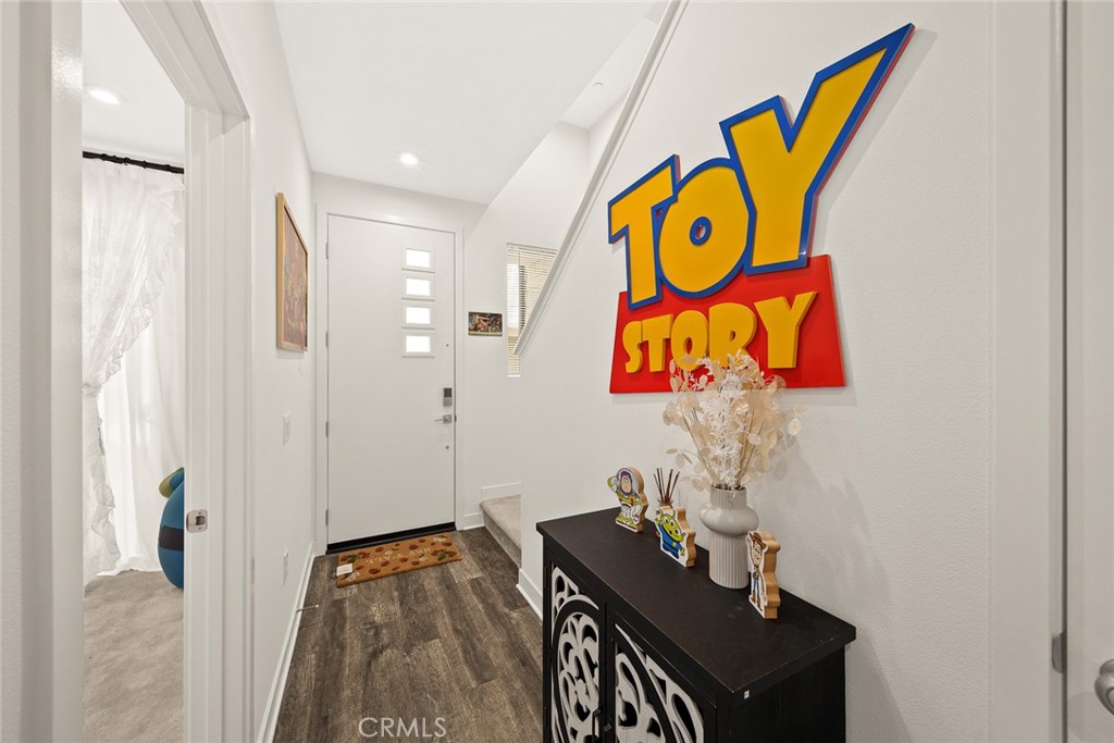 1614 W Bushell Street