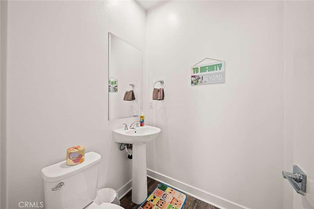 1614 W Bushell Street