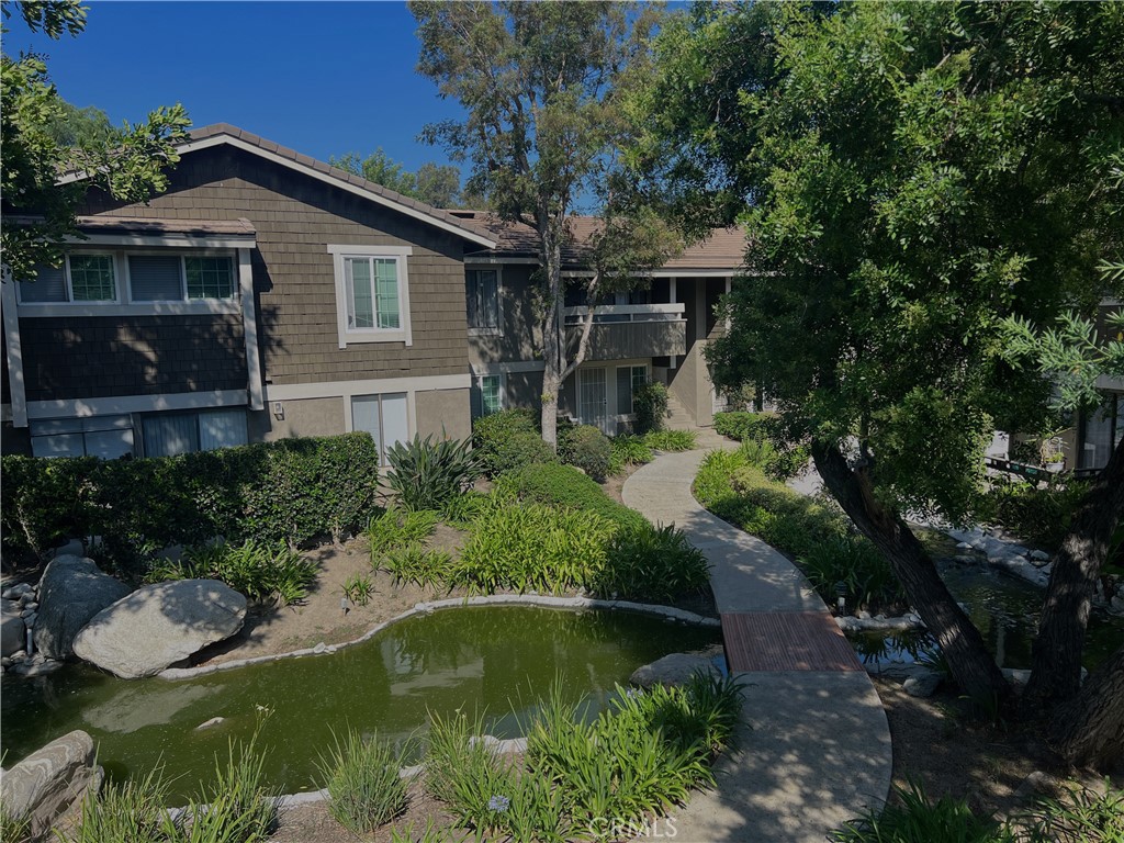 176 Streamwood