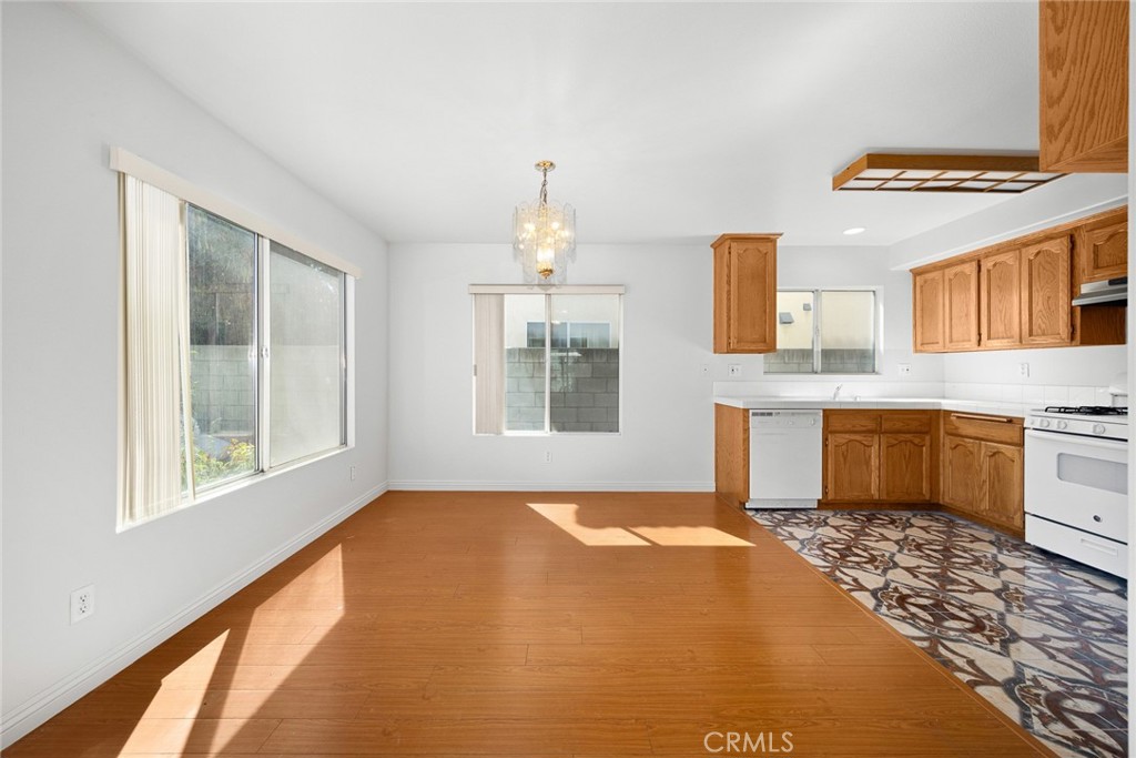 12826 Pinhiero Place