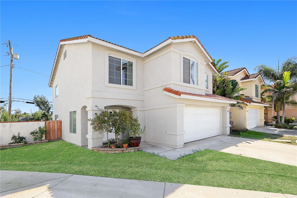 12826 Pinhiero Place