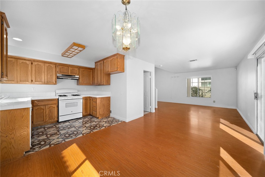 12826 Pinhiero Place