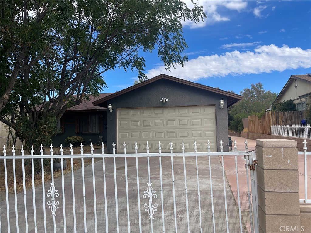 15978 Escorza Lane