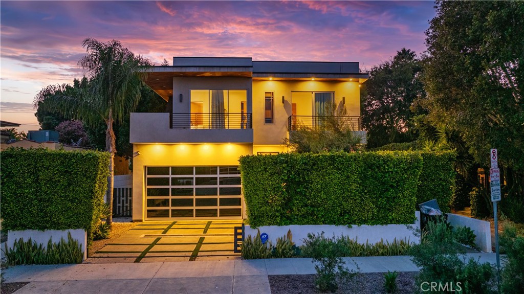 737 N Cherokee Avenue