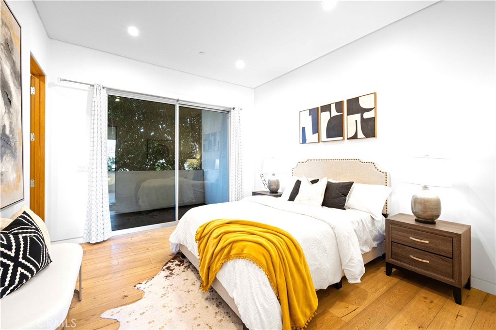 737 N Cherokee Avenue