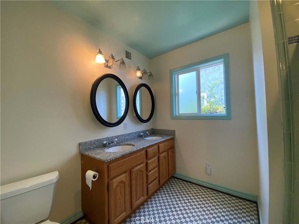 8616 Edmond Drive
