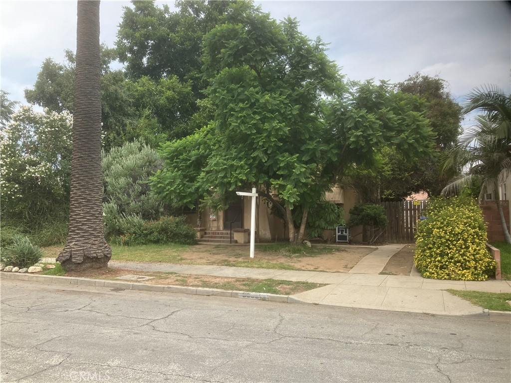 8909 Guess Street
