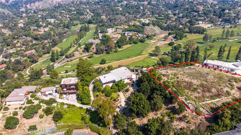 657 E Avocado Crest Road