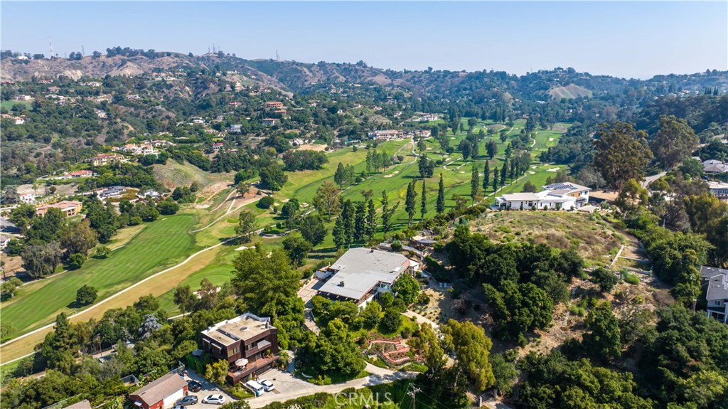 657 E Avocado Crest Road