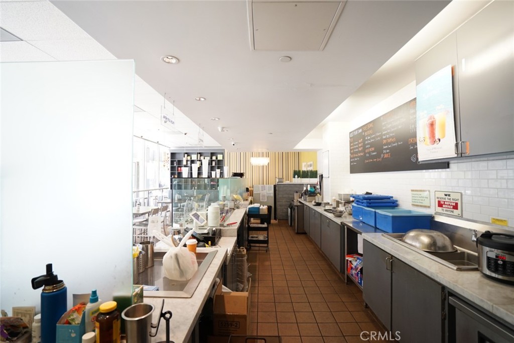 99 S Lake Avenue 102