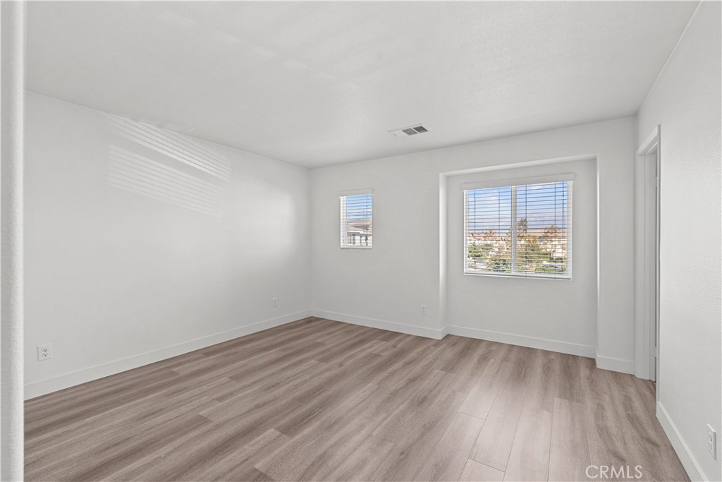 12907 Luna Street