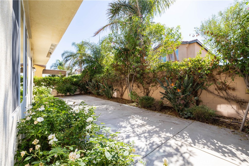12907 Luna Street