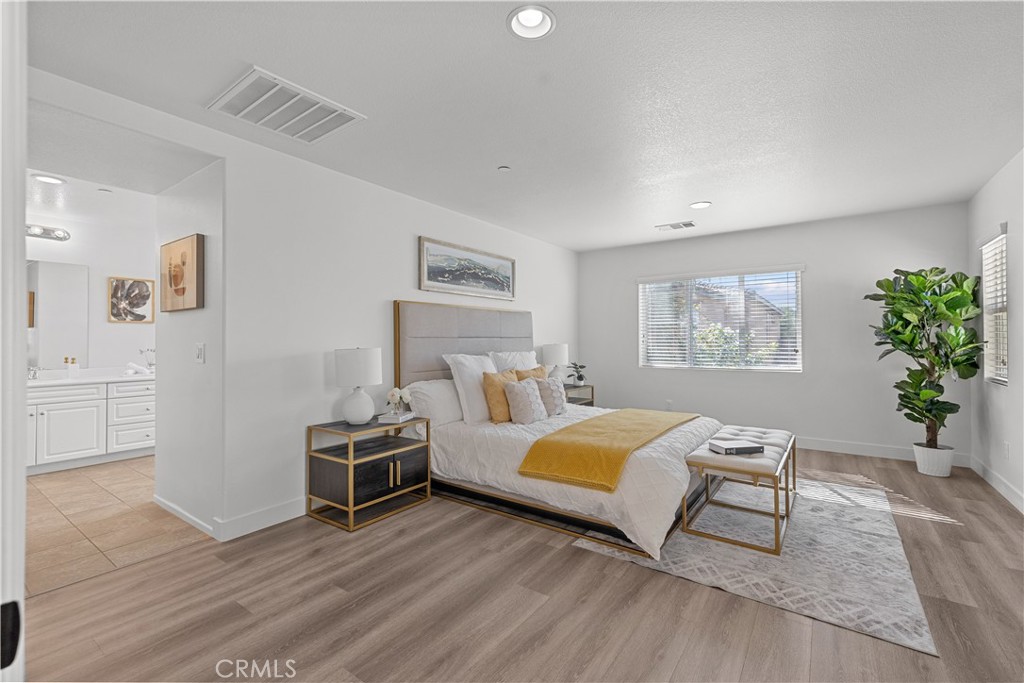 12907 Luna Street