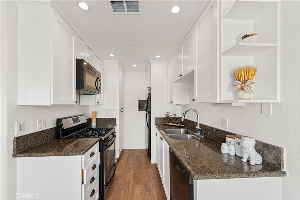 16908 Sierra Vista Way