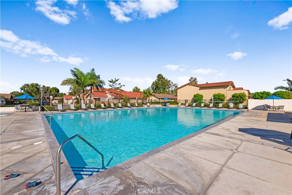 6916 Breton Way