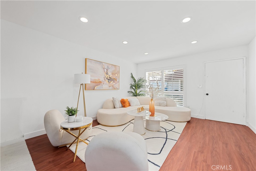 6916 Breton Way