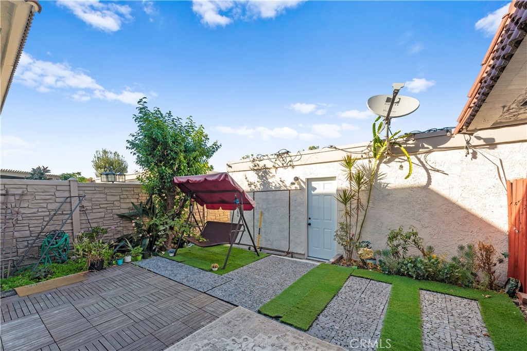 6916 Breton Way
