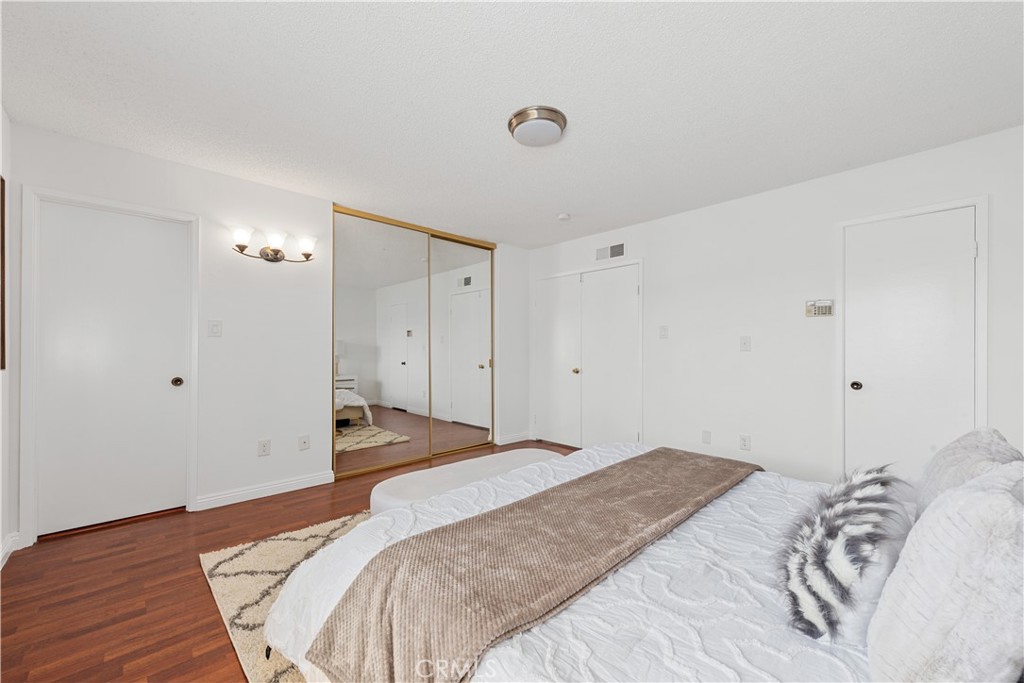 6916 Breton Way