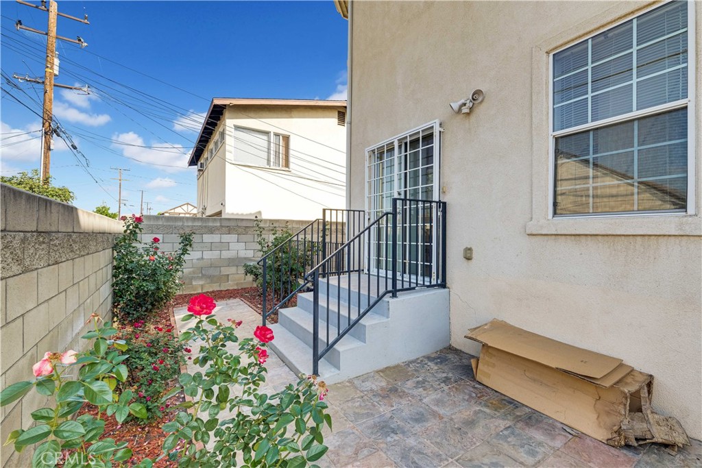 1615 S Atlantic Boulevard B