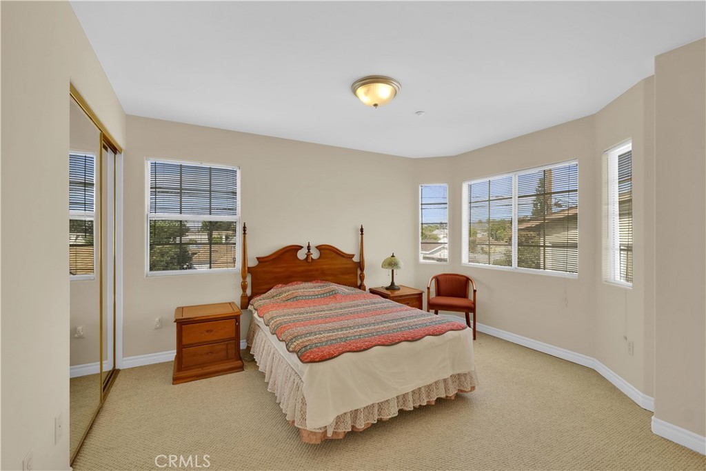 1615 S Atlantic Boulevard B